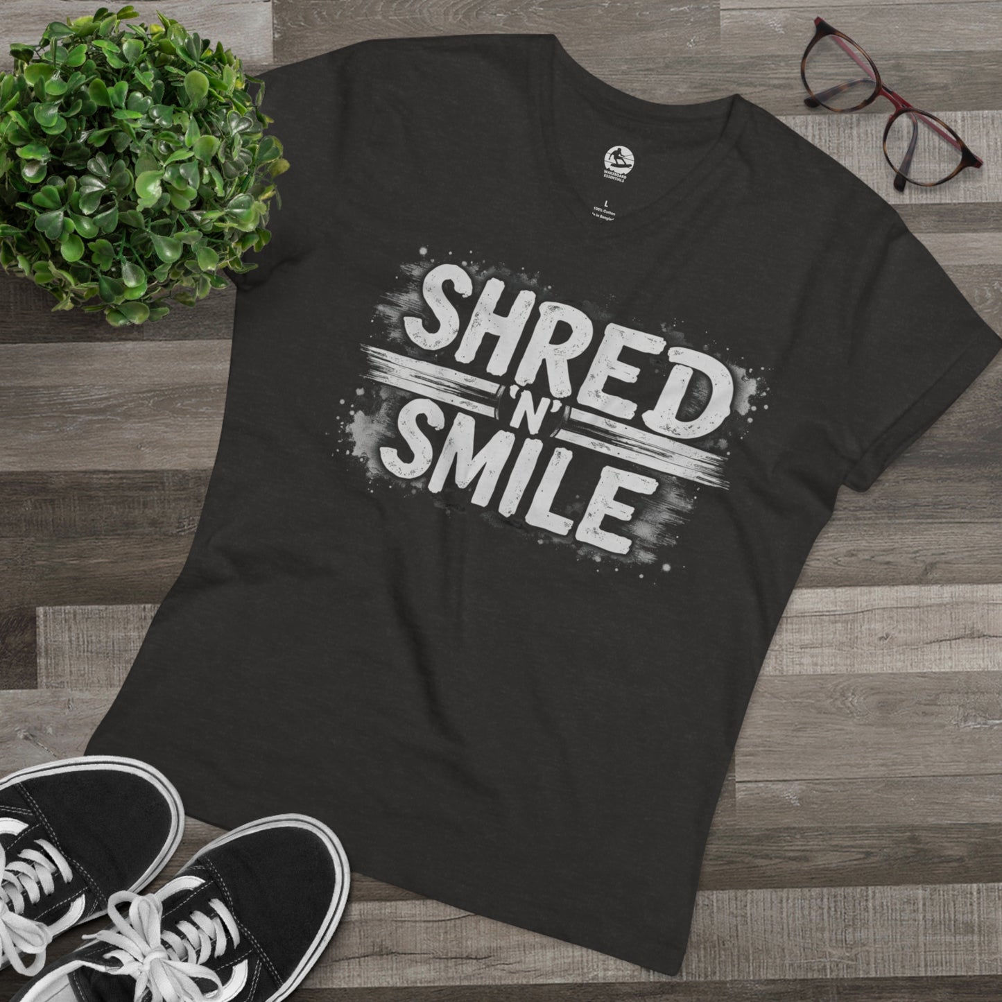 Premium Herren T-Shirt "SHRED 'N' SMILE"