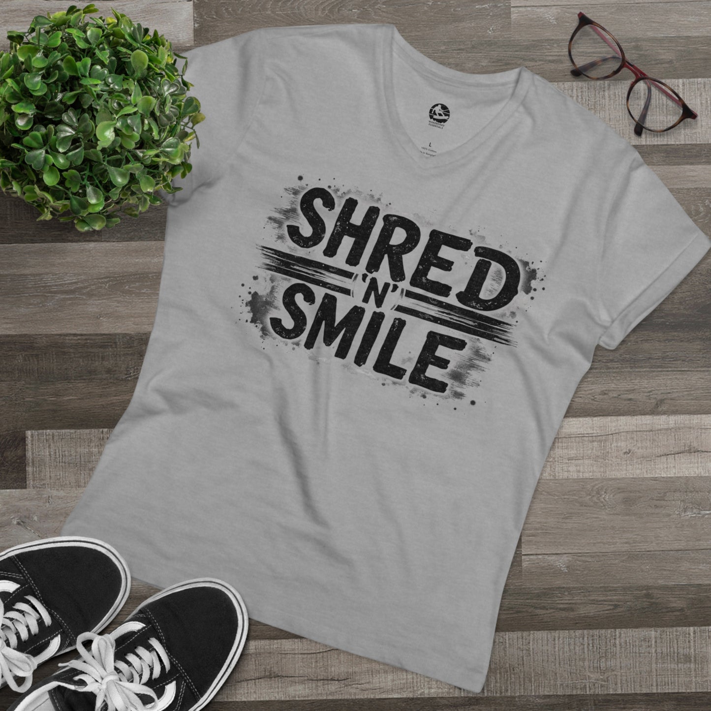 Premium Herren T-Shirt "SHRED 'N' SMILE"
