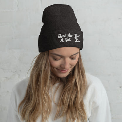 Beanie "Shred Like A Girl" mit Piktogramm